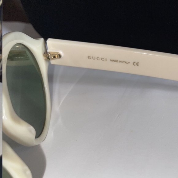 GUCCI Unisex Sunglasses NEW AUTHENTIC - Picture 4 of 5